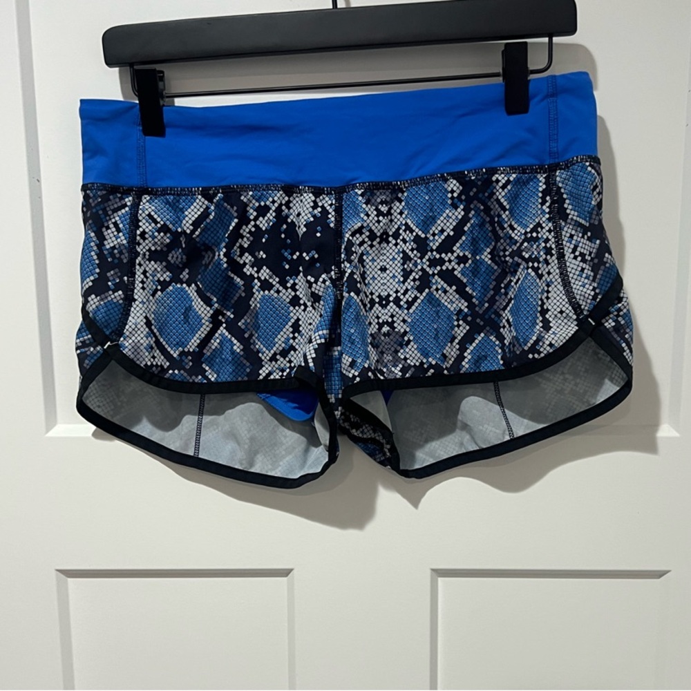 Lululemon Blue Snake Print Athletic Shorts Size 6